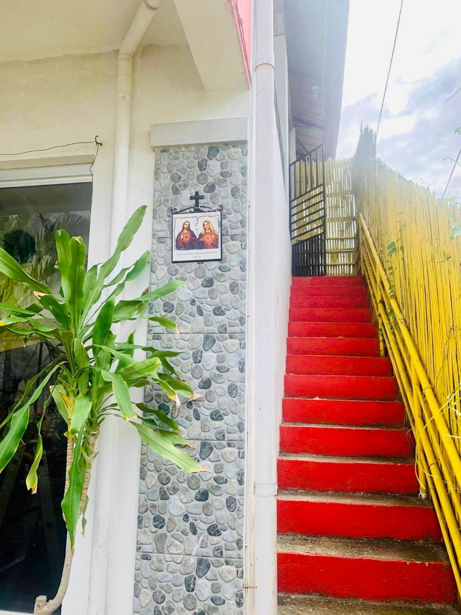 Perlies Inn Tanay Barkada House Exterior photo